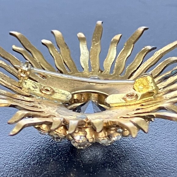 Gold Tone Clear Rhinestone Sunburst Brooch Jewelry - Picture 10 of 11